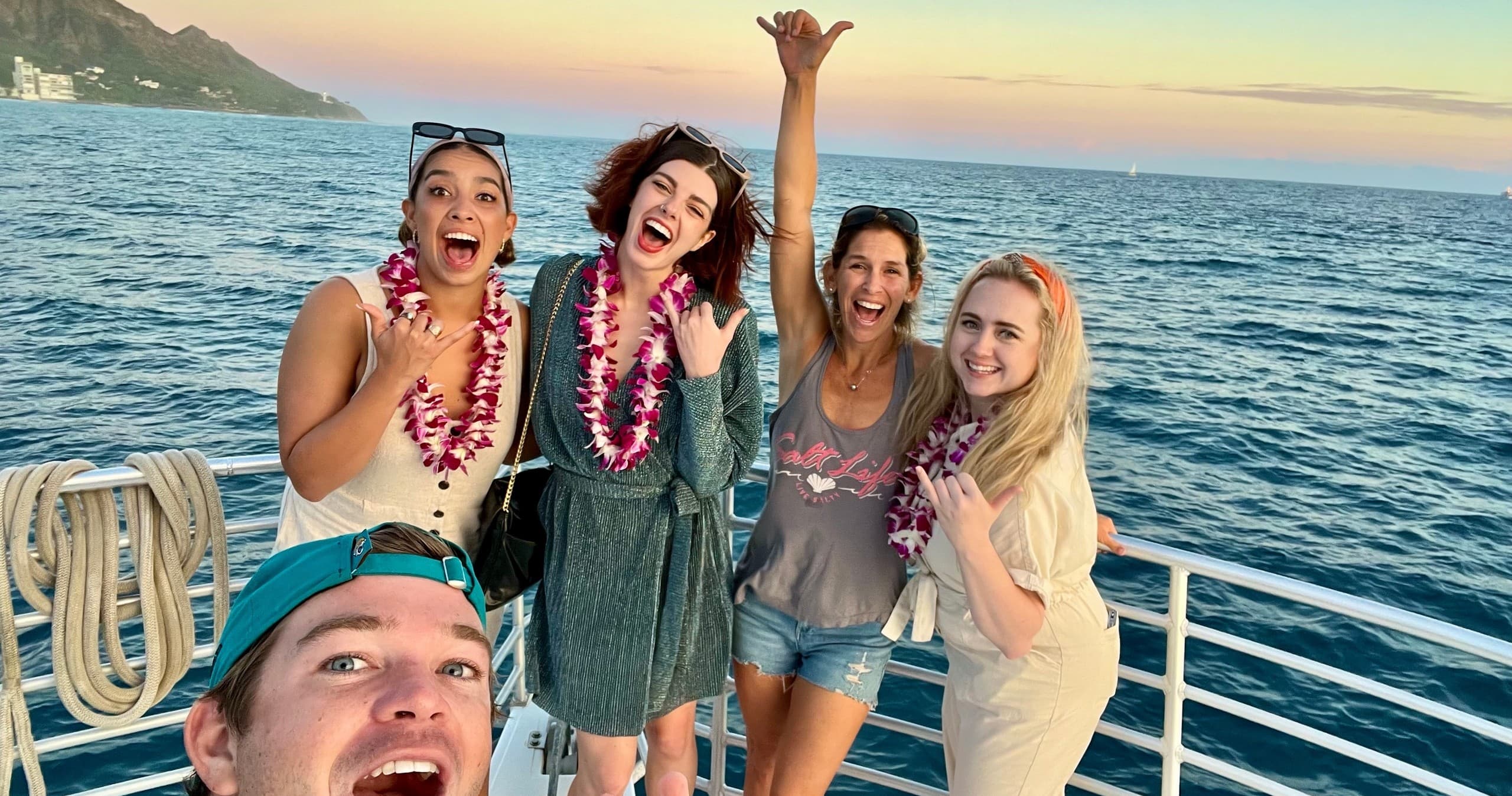 Sunset Cruise Waikiki - Cash Bar