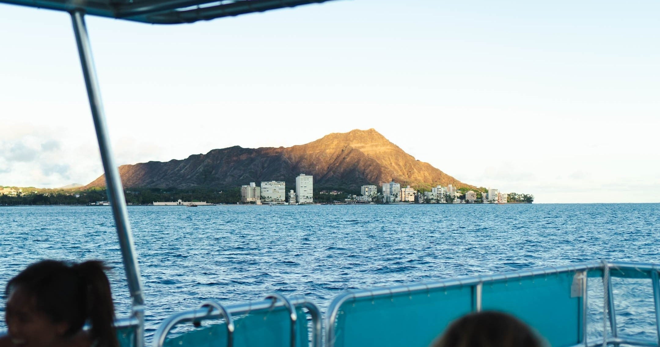 HAWAII SUNSET CRUISE  (Waikiki Sightseeing Tour)