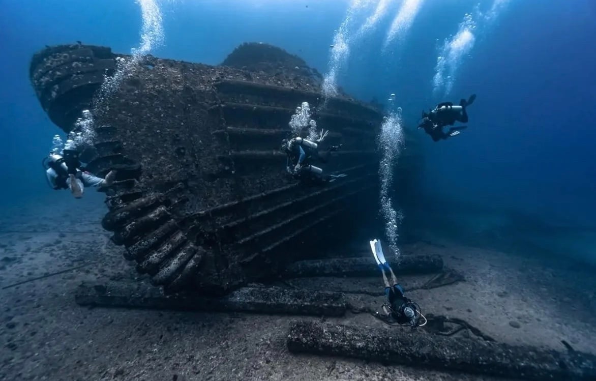Seatiger Shipwreck + 60ft Dive