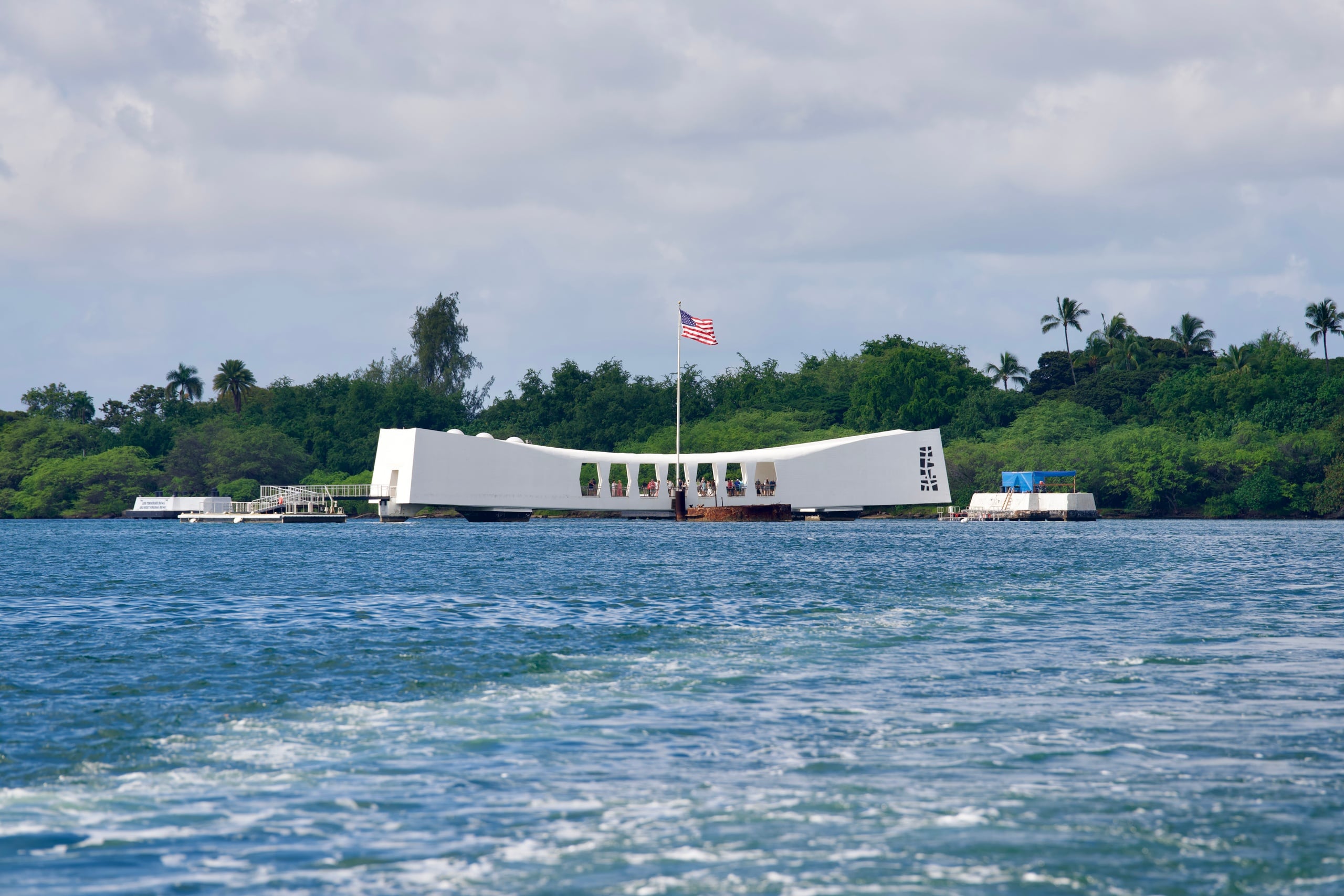 Private Pearl Harbor Tour with Arizona Memorial + Scenic Lookouts
