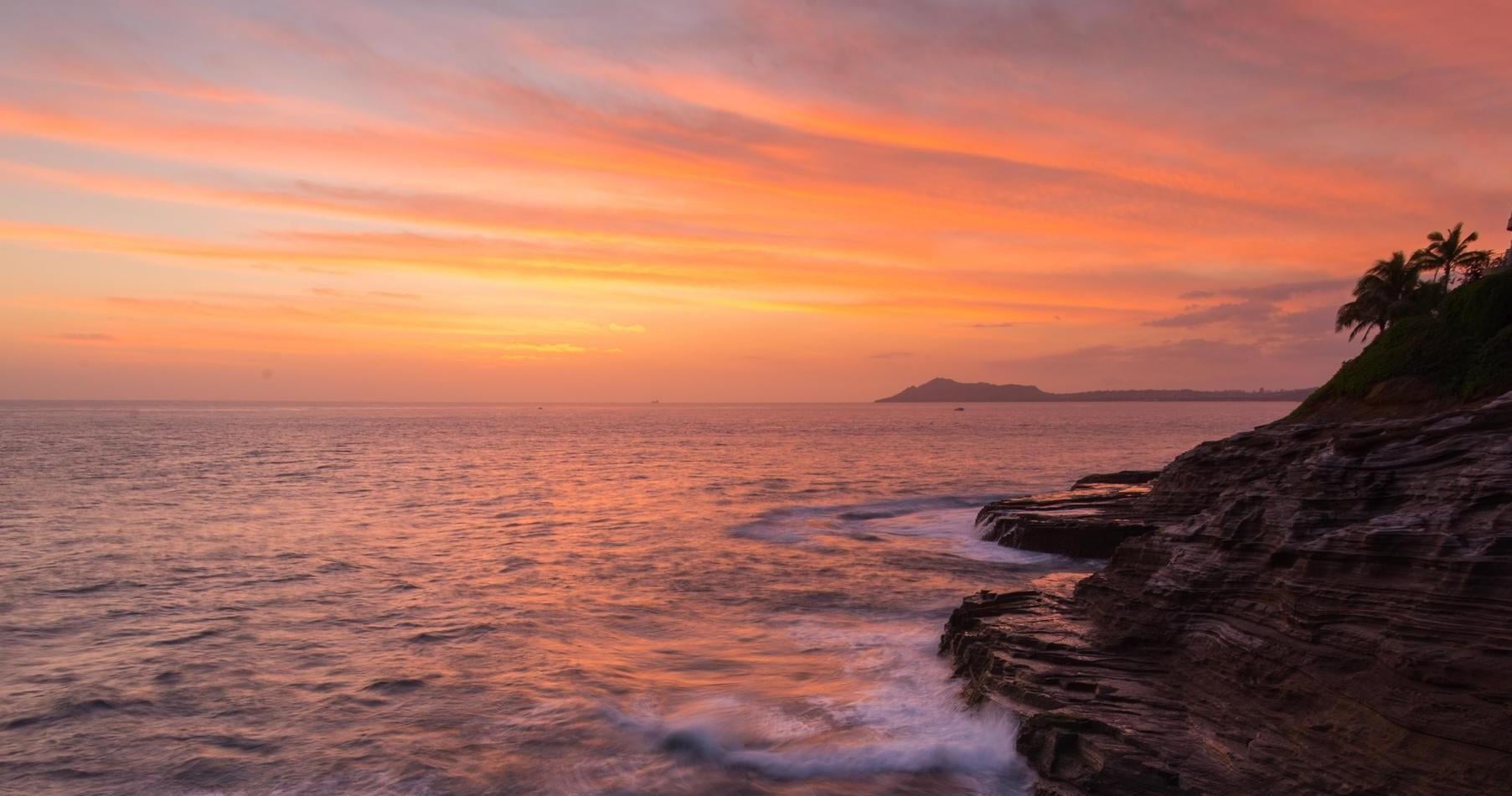 PRIVATE Honolulu Sea-cliff Tour with Sunset