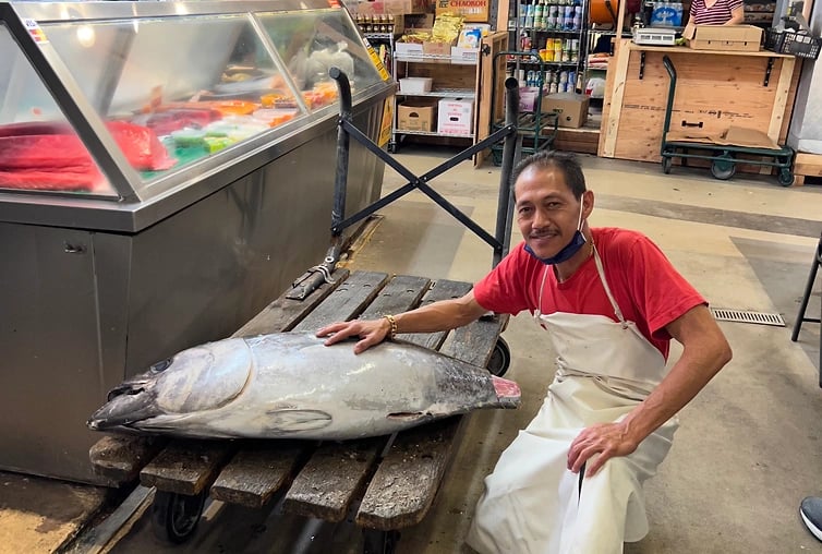 Off The Beaten Path - Hawaii Food Tour