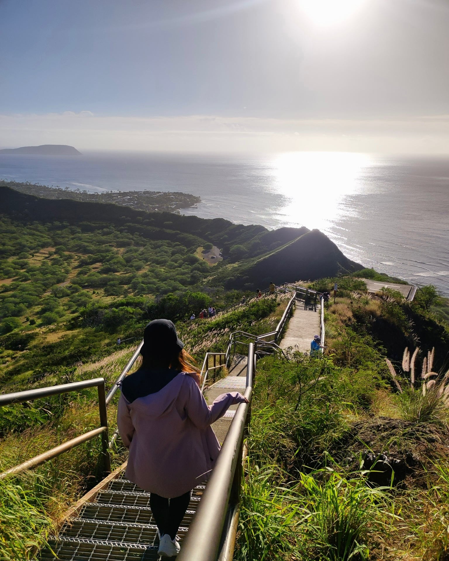 Diamond Head Crater Shuttle & Self-Guided Hike
