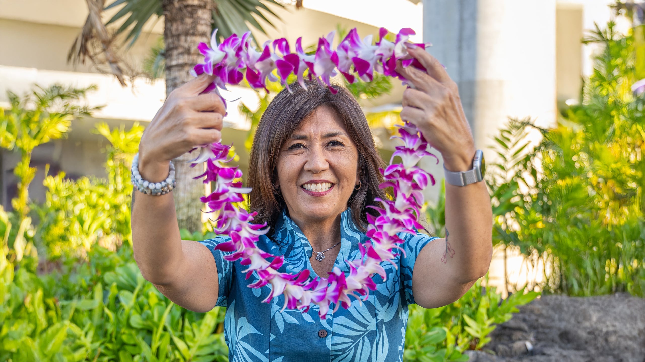 Oahu Classic Orchid Lei Greeting – Honolulu Airport