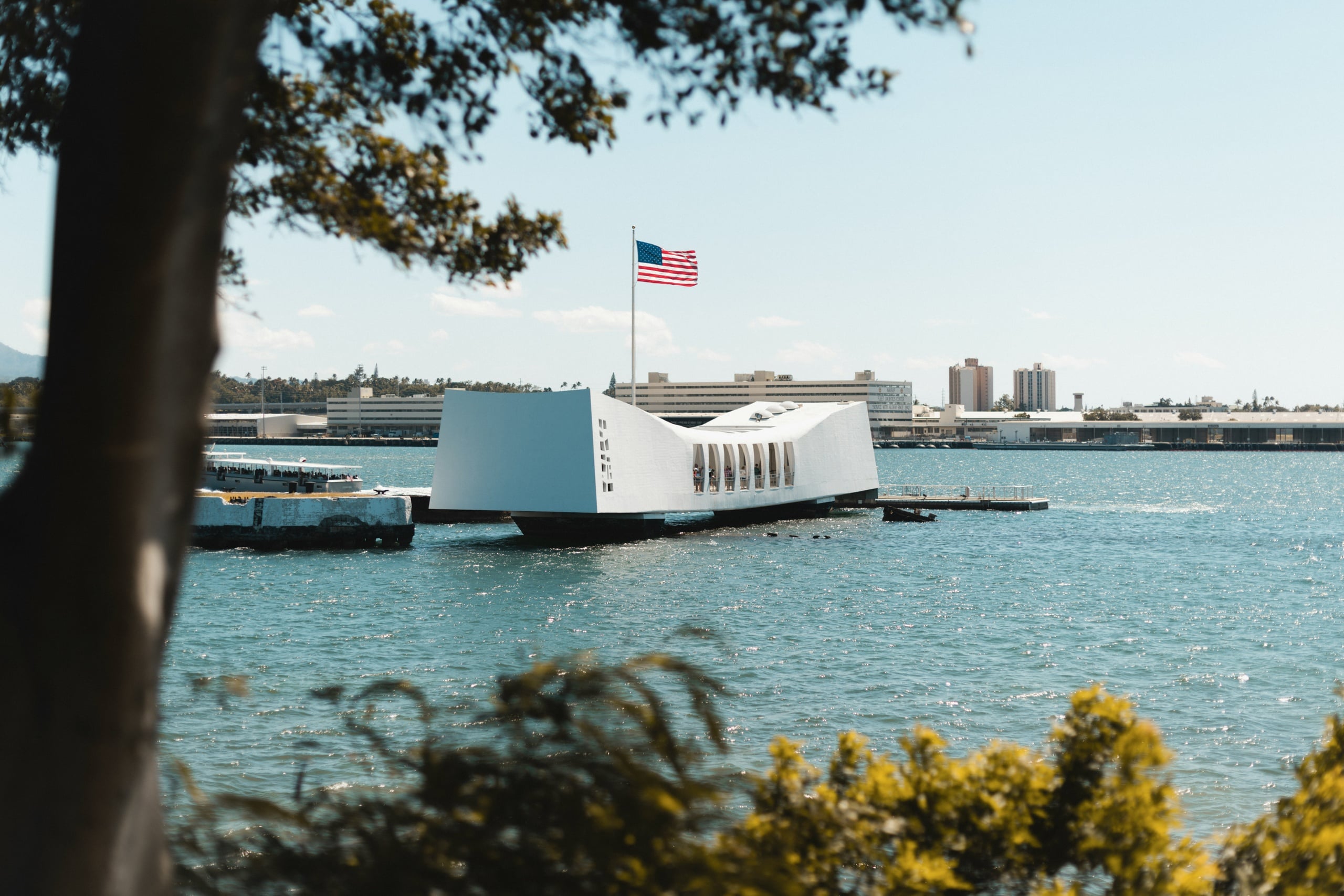 PRIVATE Pearl Harbor: Arizona Memorial, Missouri Battleship & City Tour