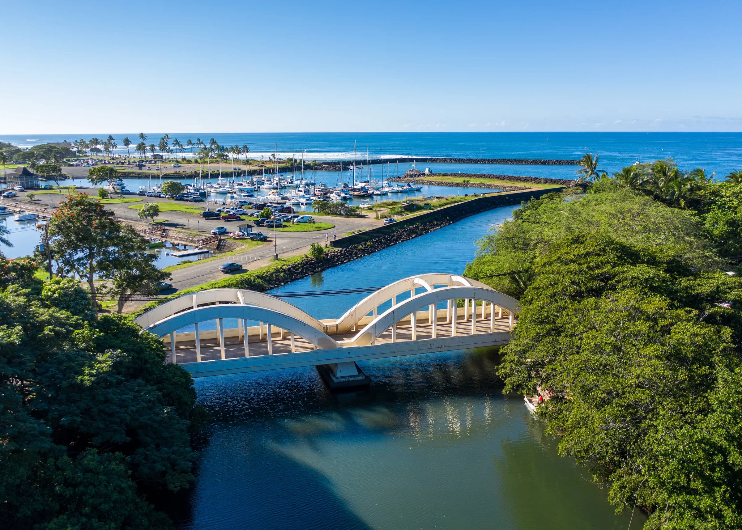 Things to do on the North Shore of Oahu: beaches, a waterfall walk and tours