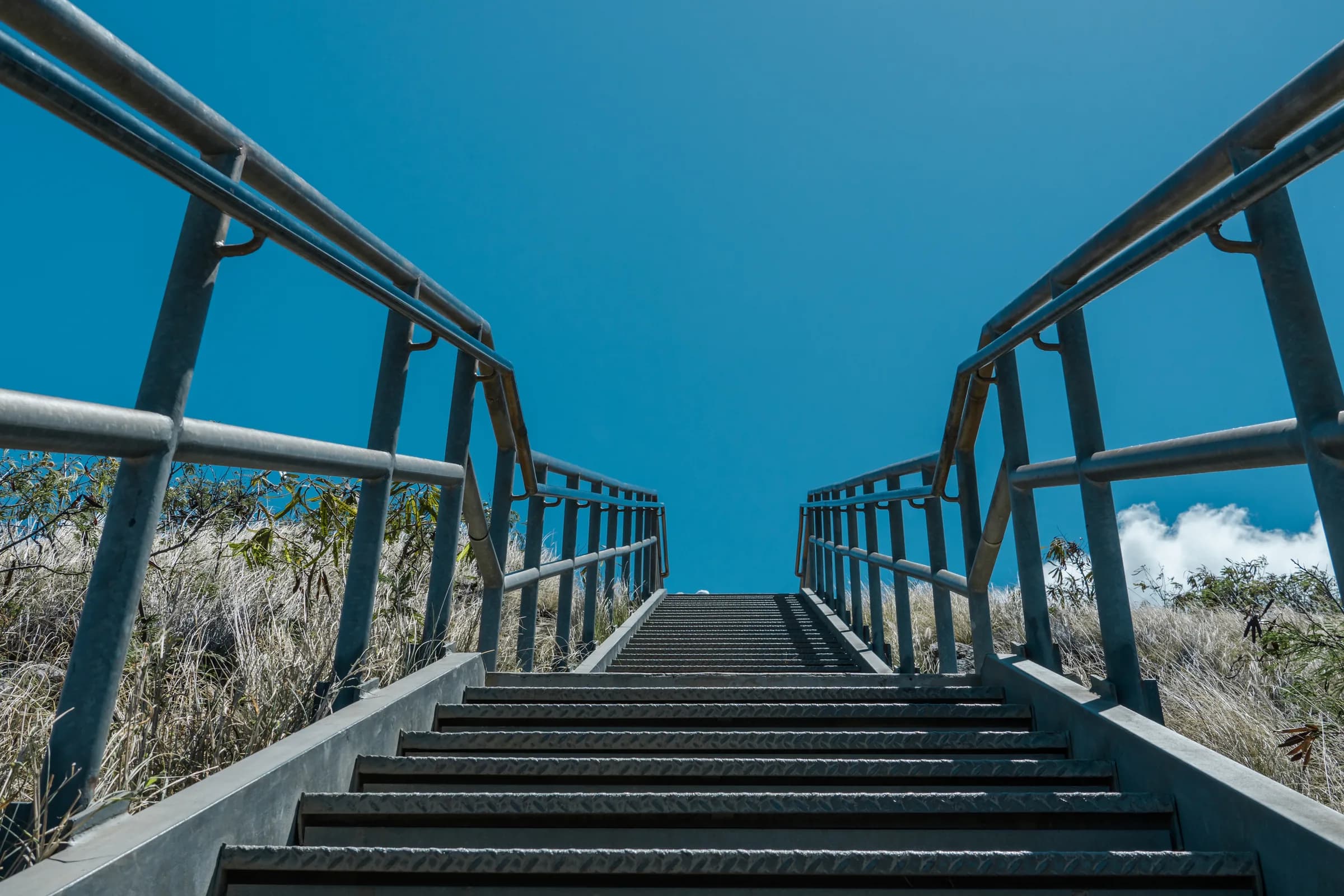 Diamond Head hike: trail length, difficulty and reservations