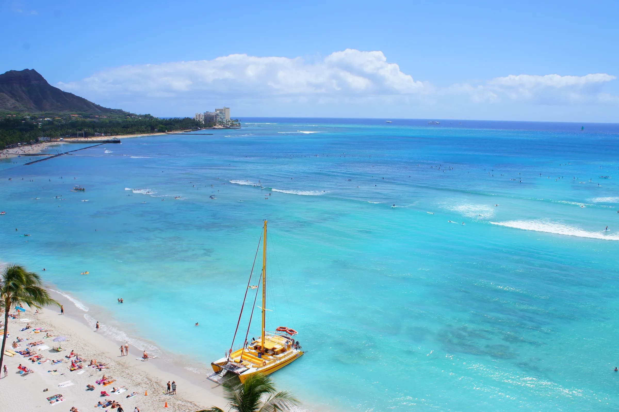 Catamaran tours in Honolulu: how to choose